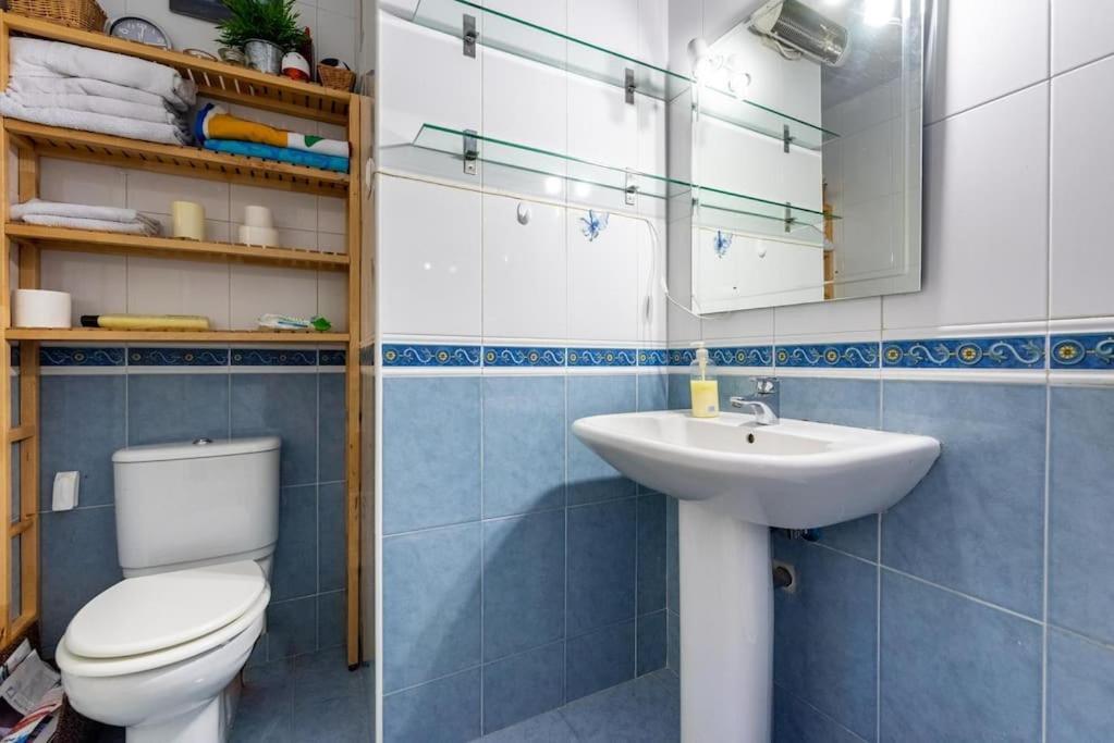 Apto 5 Minutos Centro Piscina Parking Appartement *